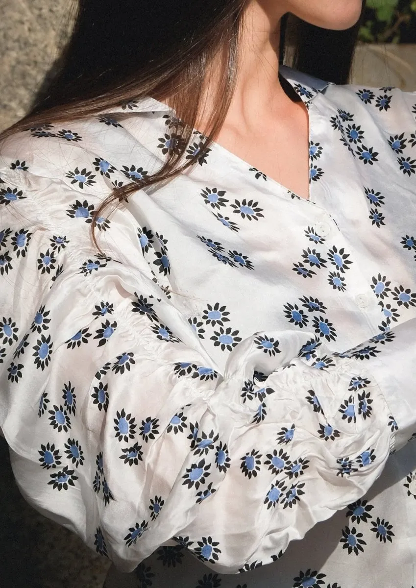 Ditsy Gather Sleeve Top in Monochrome