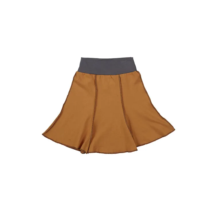 Short Seamed Flare Skirt